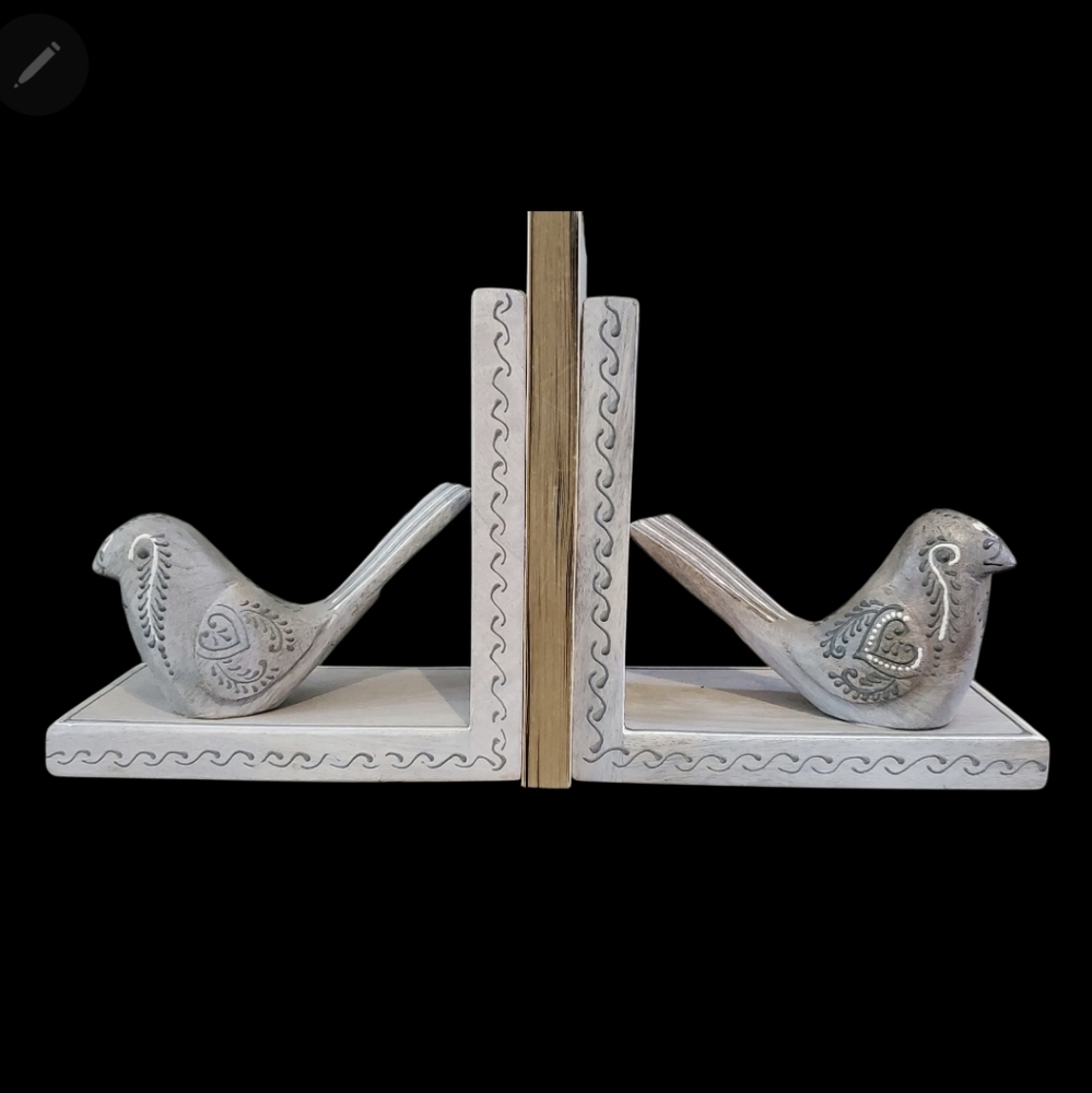 Decorative Handpainted Bird Bookend Pair - White-washed Beige/Gray.